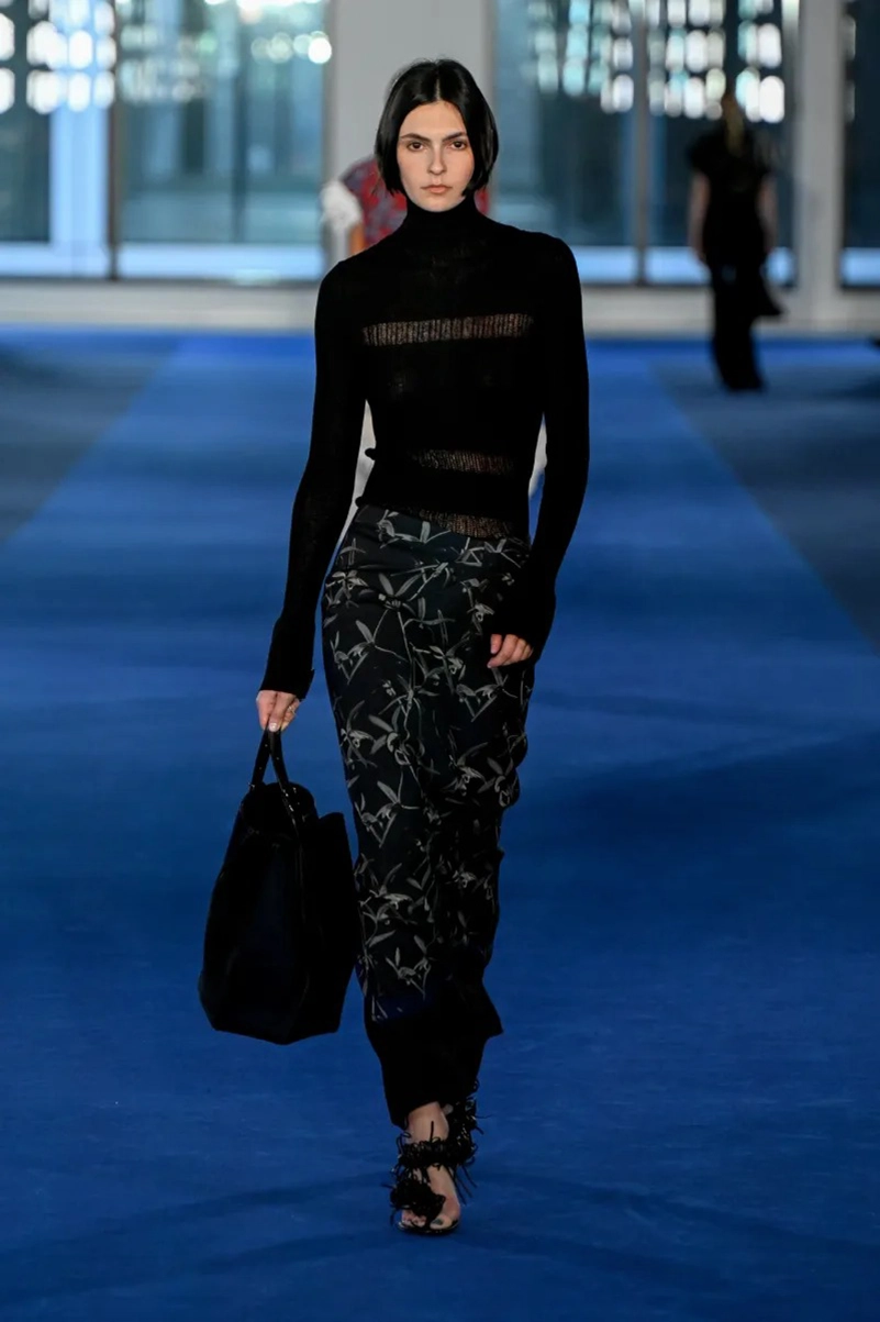 Rachel Scott’s Proenza Schouler Fall 2026 Unveils Asymmetric Tailoring and Lived-In Energy