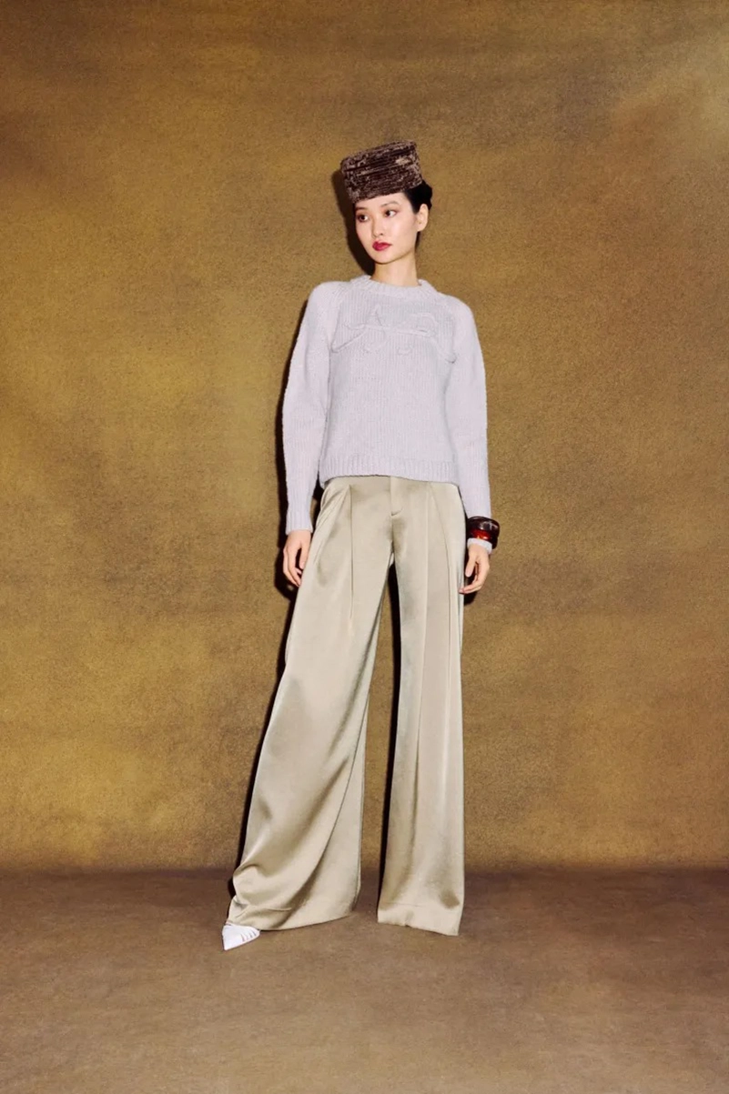 Alejandra Alonso Rojas Fall 2026 Reworks Existing Fabrics Into Gold And Bordeaux Satin Alejandra Alonso Rojas Fall 2026 Reworks Existing Fabrics Into Gold And Bordeaux Satin