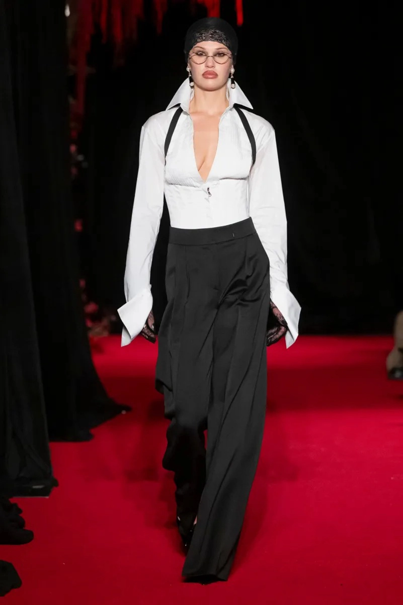LaQuan Smith Fall 2026 Bond Girl Inspired Runway