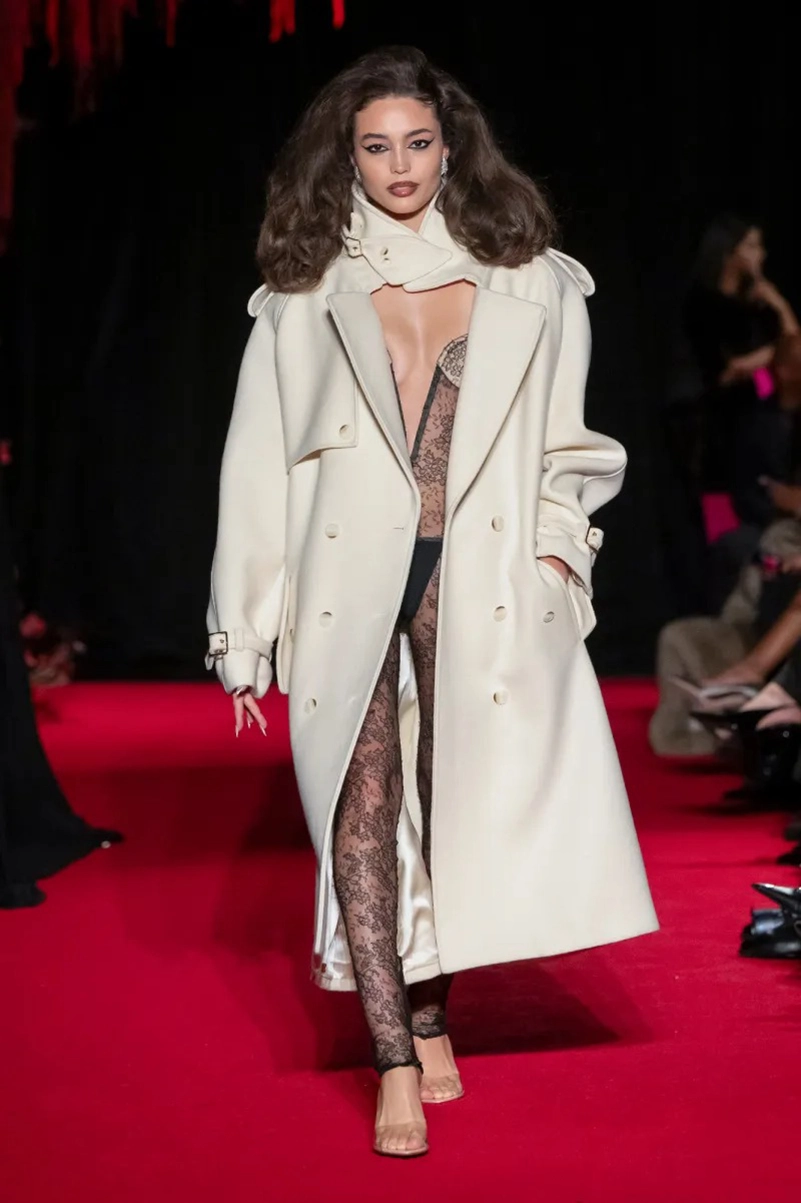 LaQuan Smith Fall 2026 Bond Girl Inspired Runway