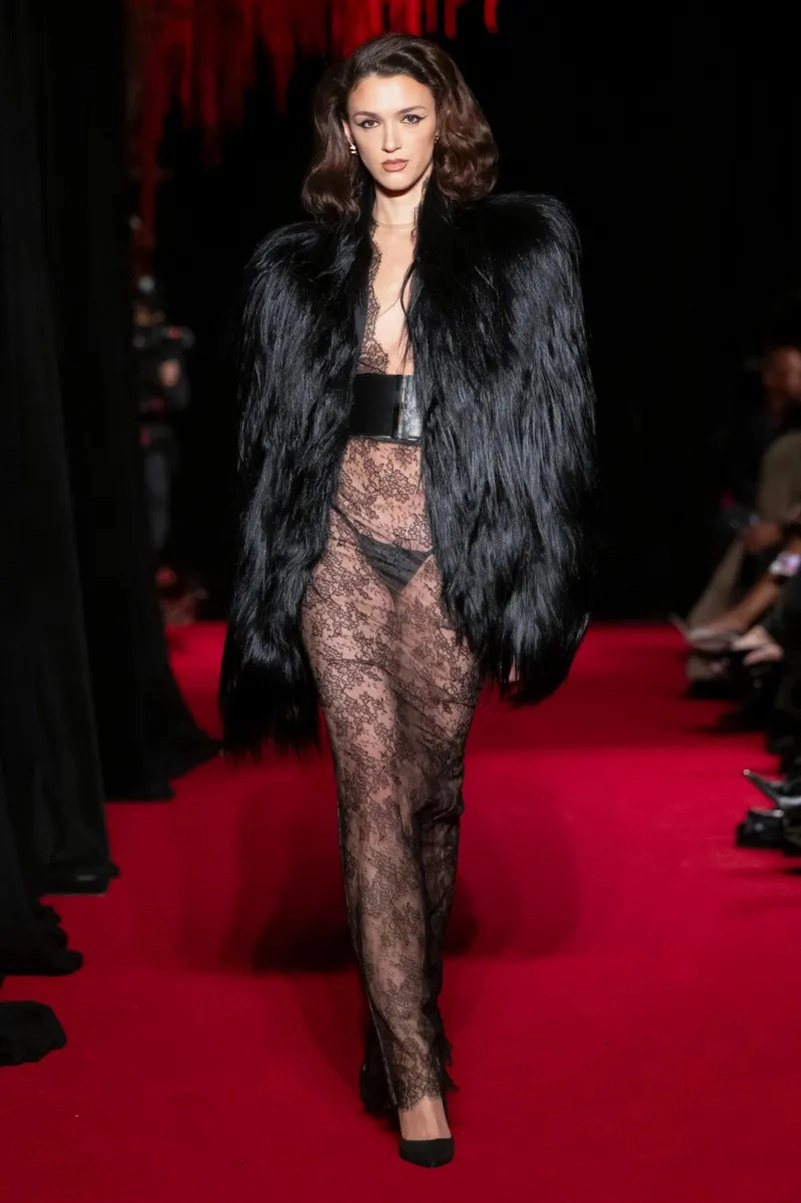 LaQuan Smith Fall 2026 Bond Girl Inspired Runway