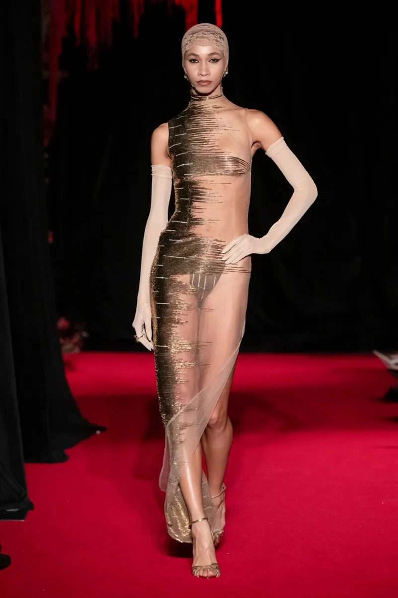LaQuan Smith Fall 2026 Bond Girl Inspired Runway
