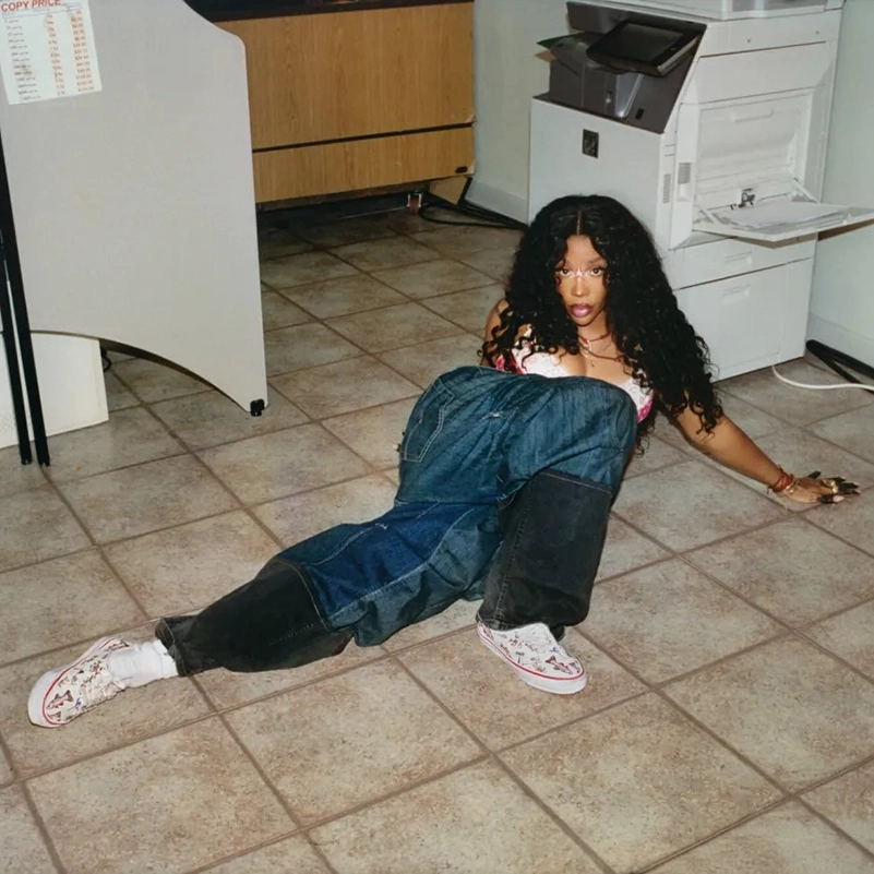 Vans Spring 2026 Authentic Campaign With SZA and Travis Barker