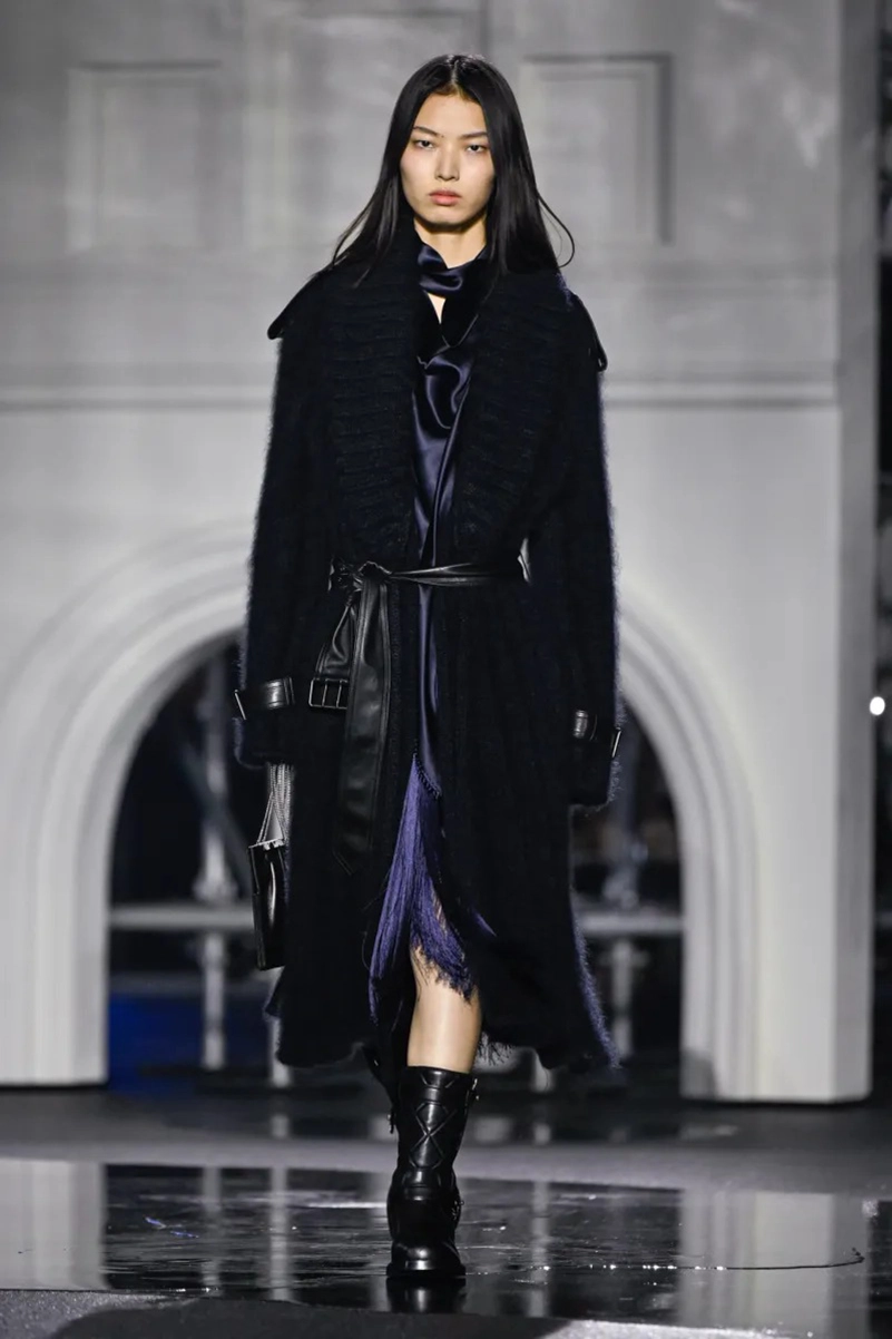 Burberry Fall 2026 Collection Reimagines The Classic Trench Coat