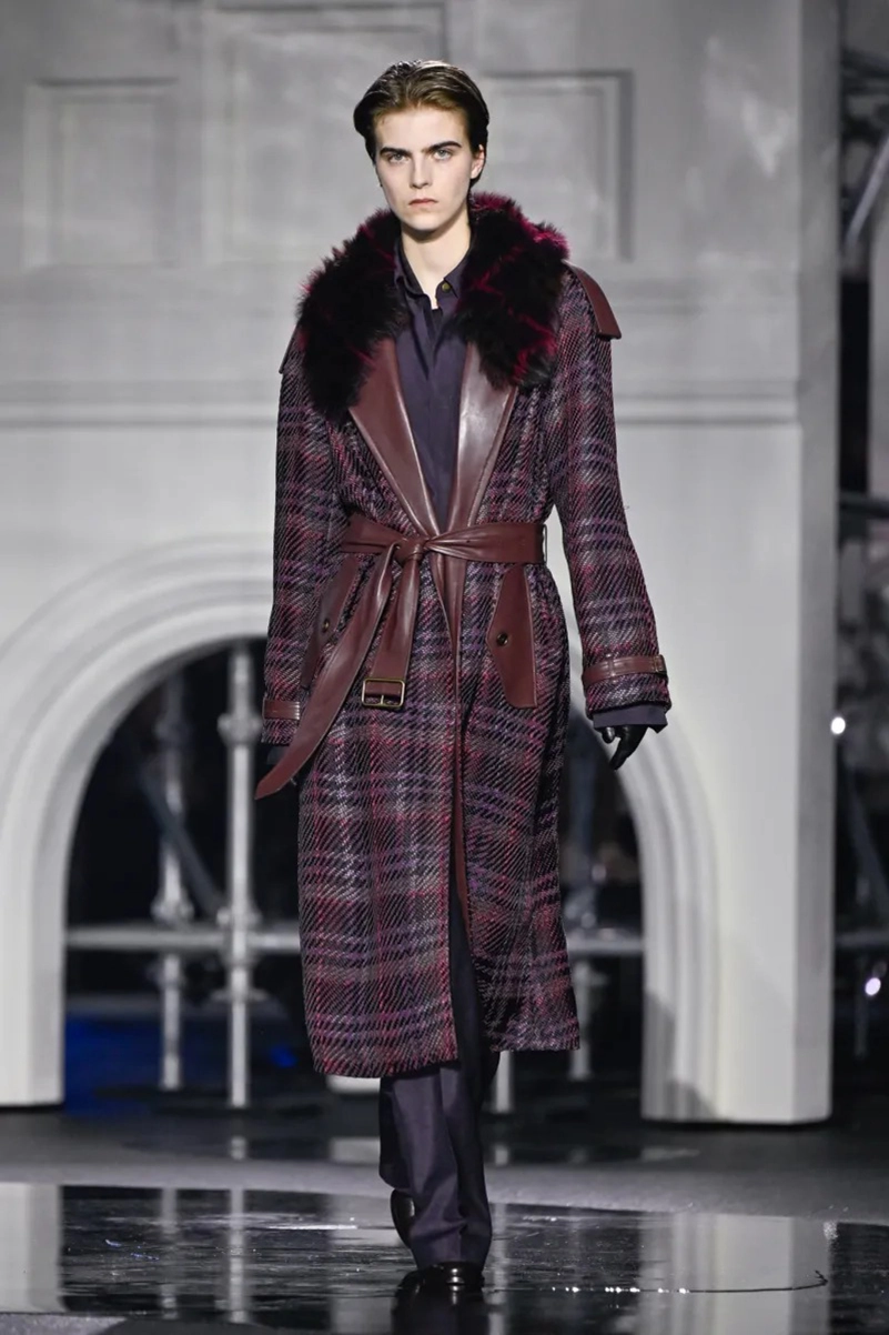 Burberry Fall 2026 Collection Reimagines The Classic Trench Coat