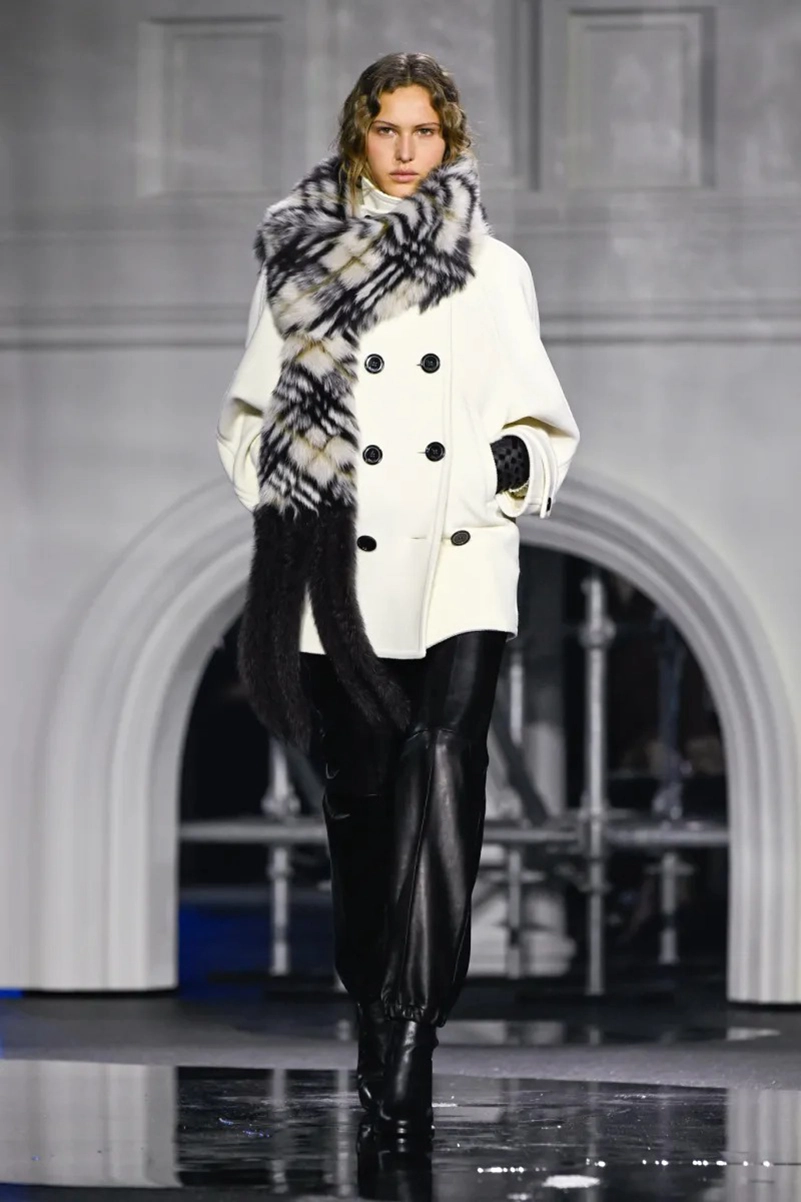 Burberry Fall 2026 Collection Reimagines The Classic Trench Coat