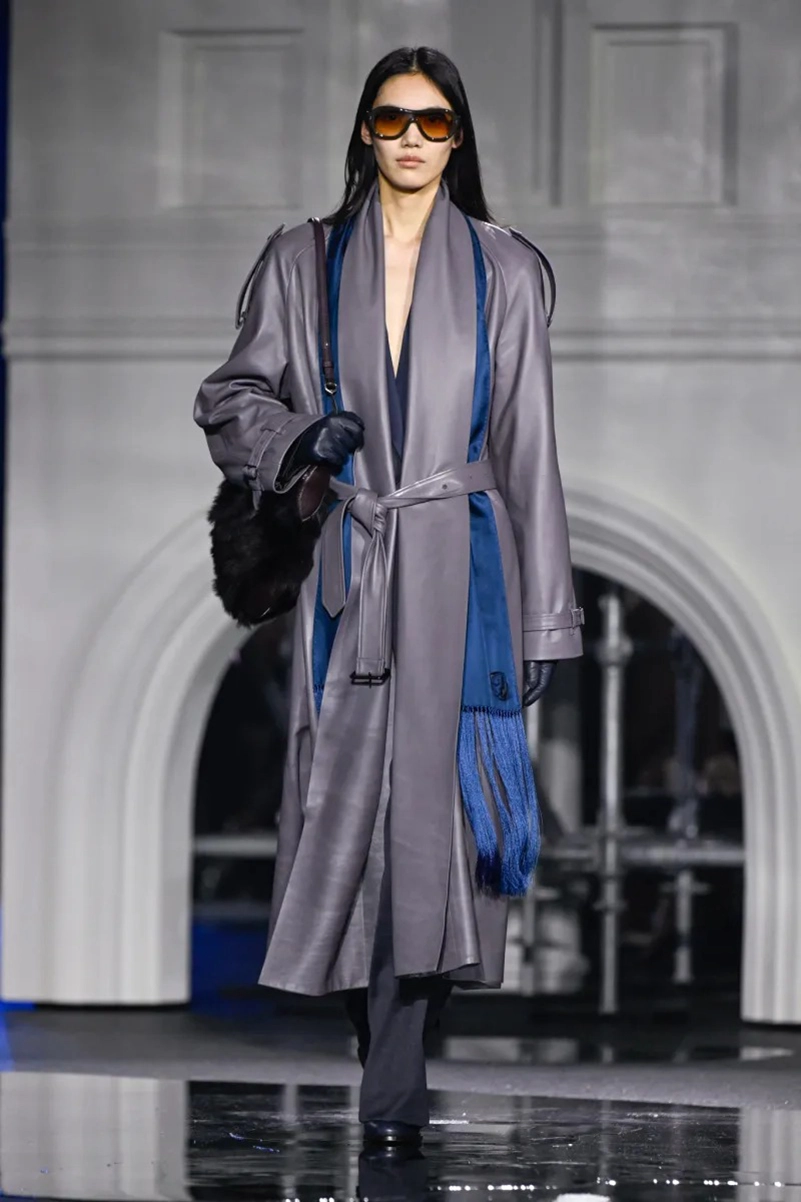 Burberry Fall 2026 Collection Reimagines The Classic Trench Coat