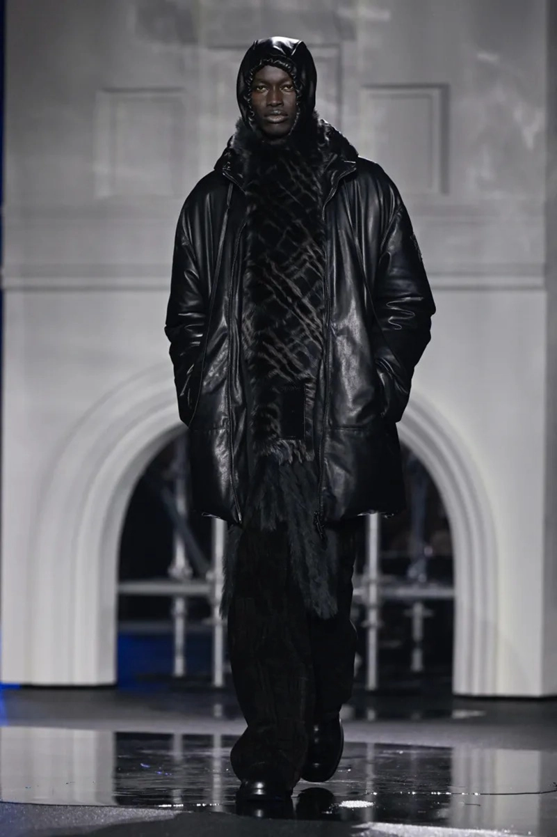Burberry Fall 2026 Collection Reimagines The Classic Trench Coat