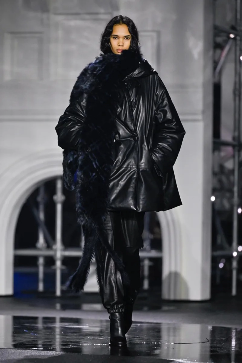 Burberry Fall 2026 Collection Reimagines The Classic Trench Coat