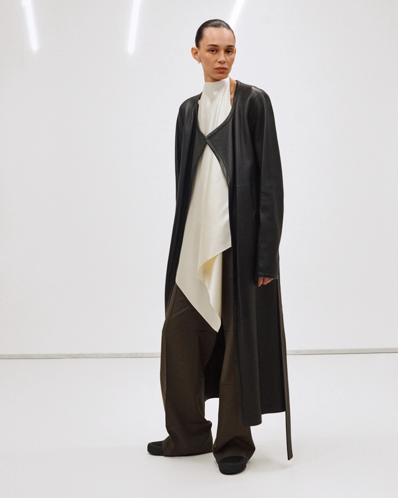 Phoebe Philo Fall 2026 Collection E Highlights Shearling And Leather