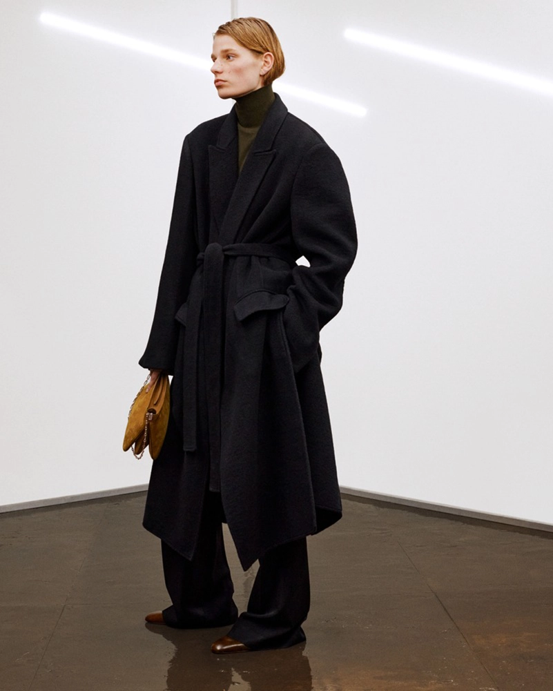 Phoebe Philo Fall 2026 Collection E Highlights Shearling And Leather