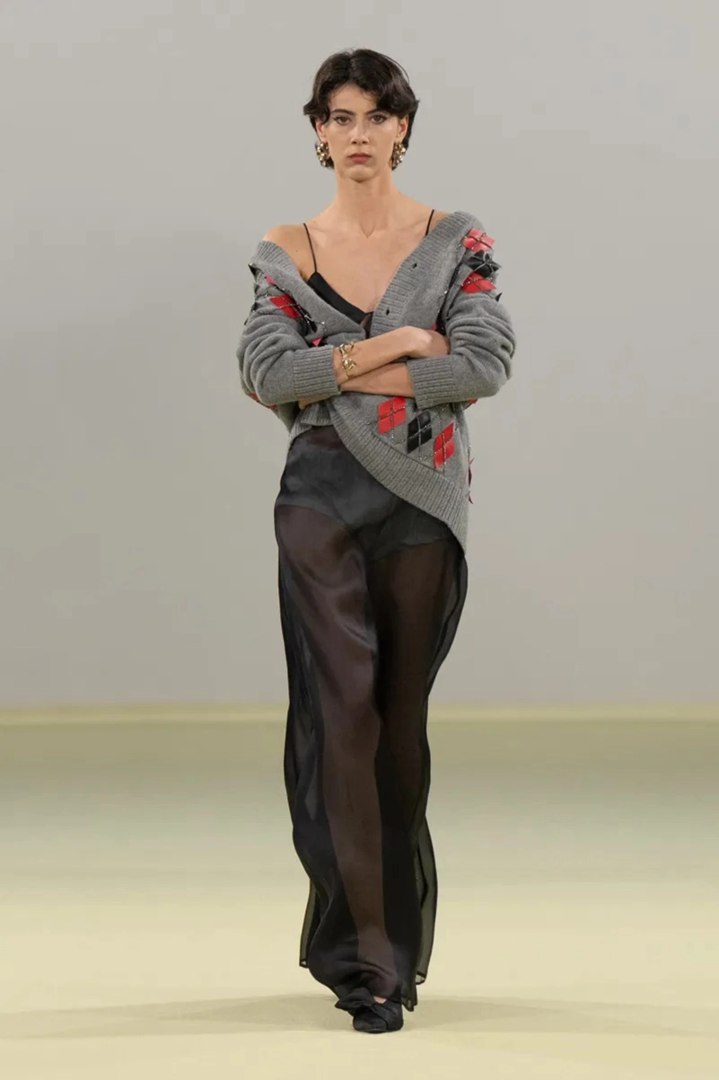 Vivetta Fall 2026 Structured Tailoring And Swan Motifs Define Collection