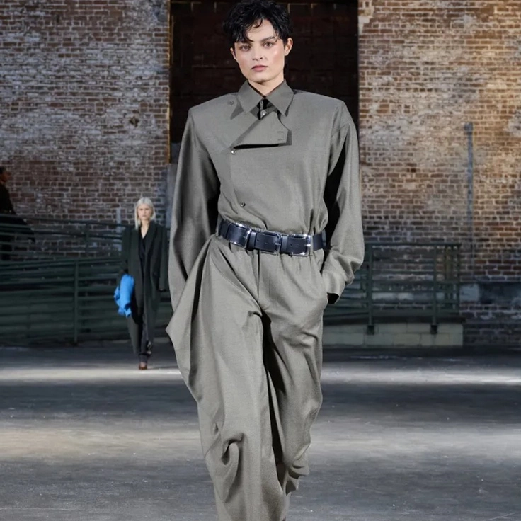 Tibi Fall 2026 Runway Revisits ’80s Power Suiting and ’90s Minimalism