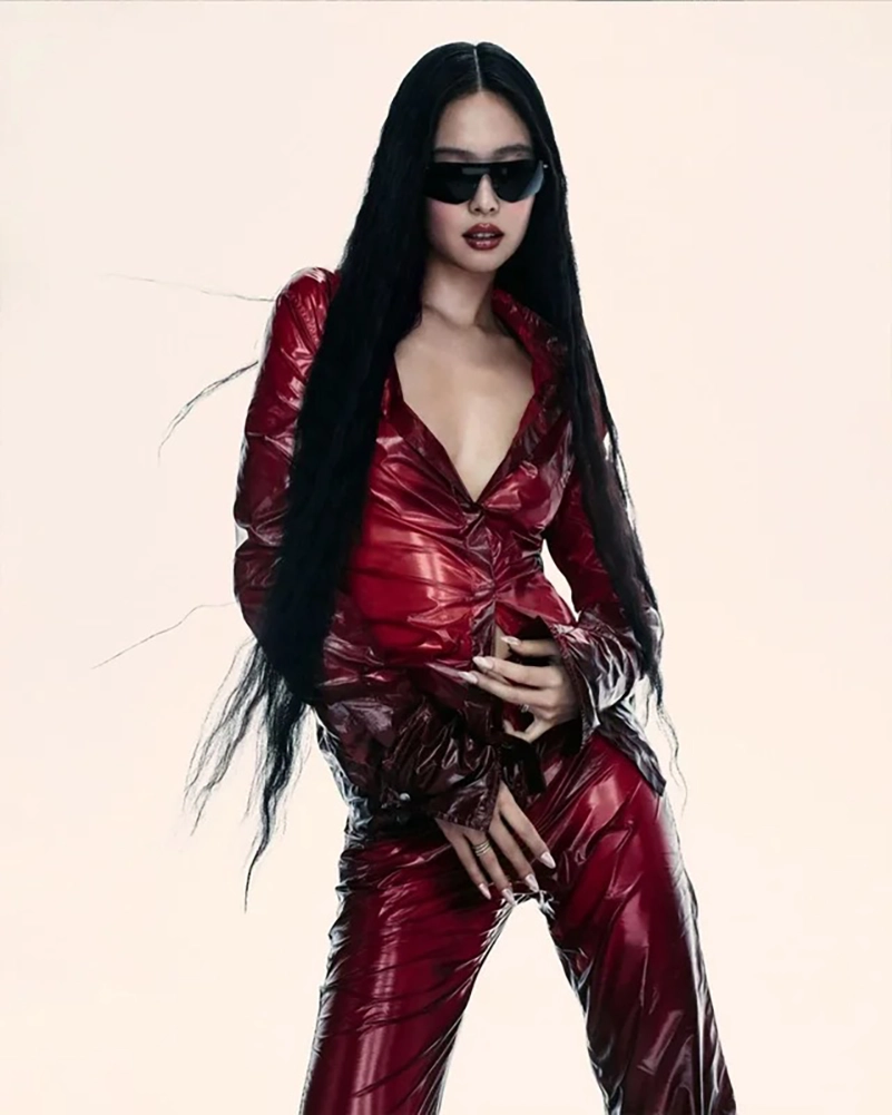 Jennie Named Ray Ban Meta Ambassador With Campaign Featuring ’90s And ...