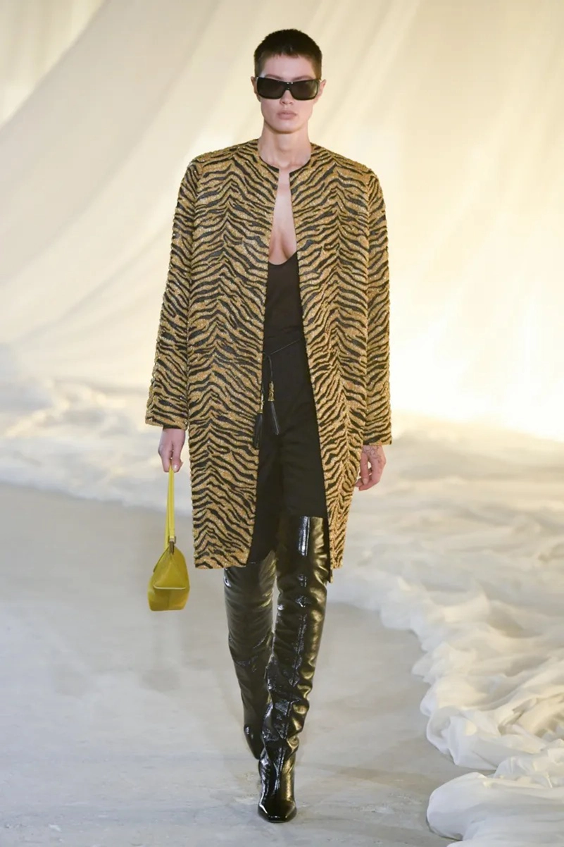 Balmain Fall 2026 Collection, Leather Jackets and Tailoring