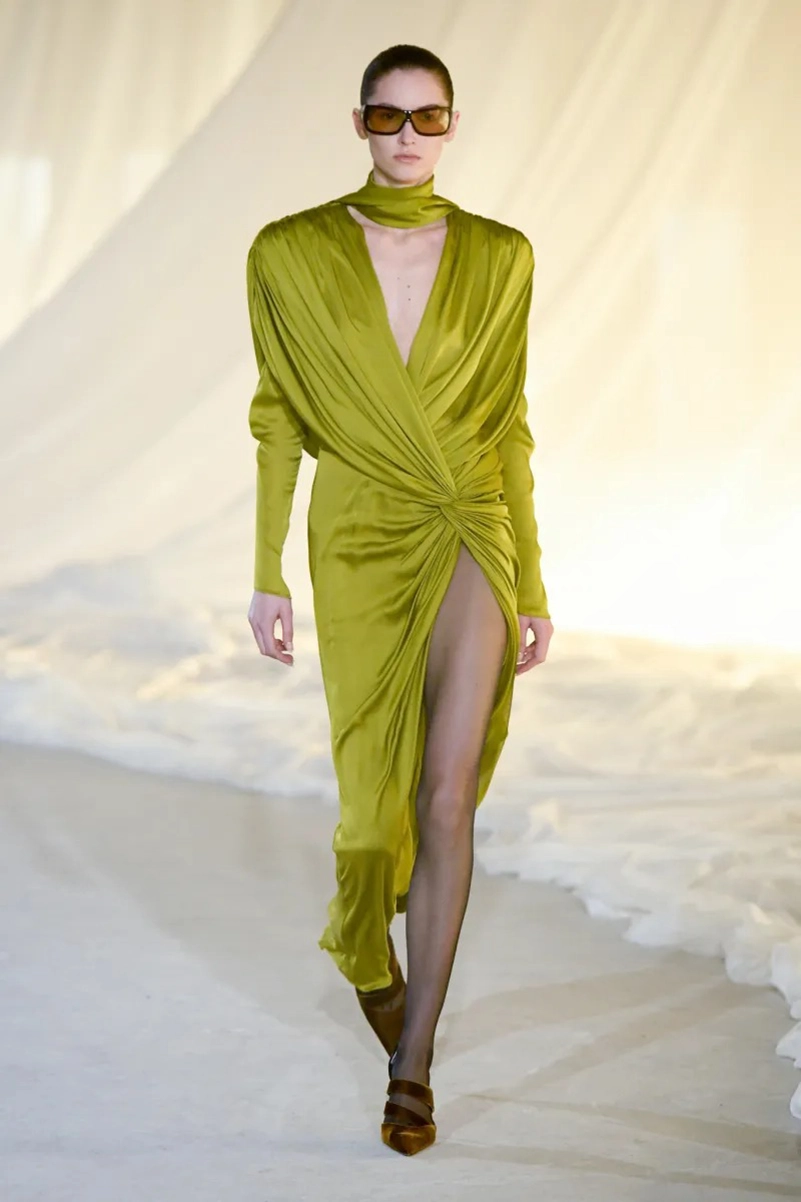 Balmain Fall 2026 Collection, Leather Jackets and Tailoring