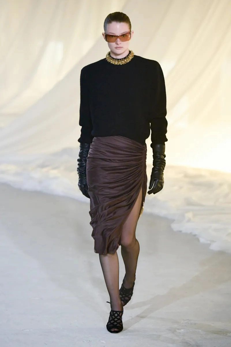 Balmain Fall 2026 Collection, Leather Jackets and Tailoring