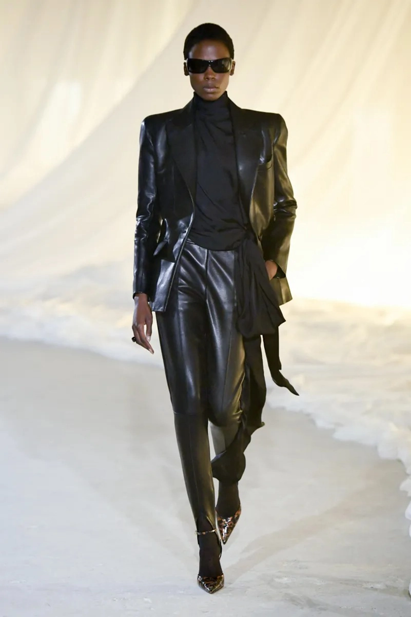 Balmain Fall 2026 Collection, Leather Jackets and Tailoring