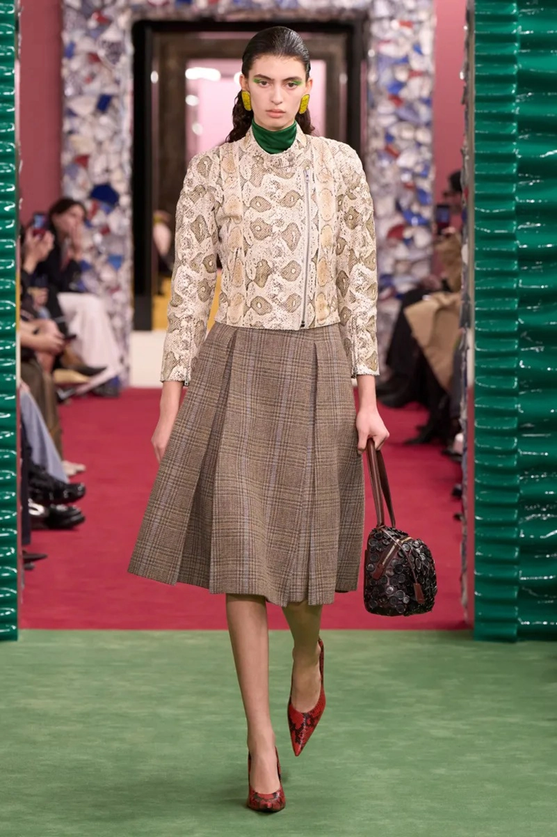 Acne Studios Fall 2026 Collection Features Tweed, Knitwear and Outerwear