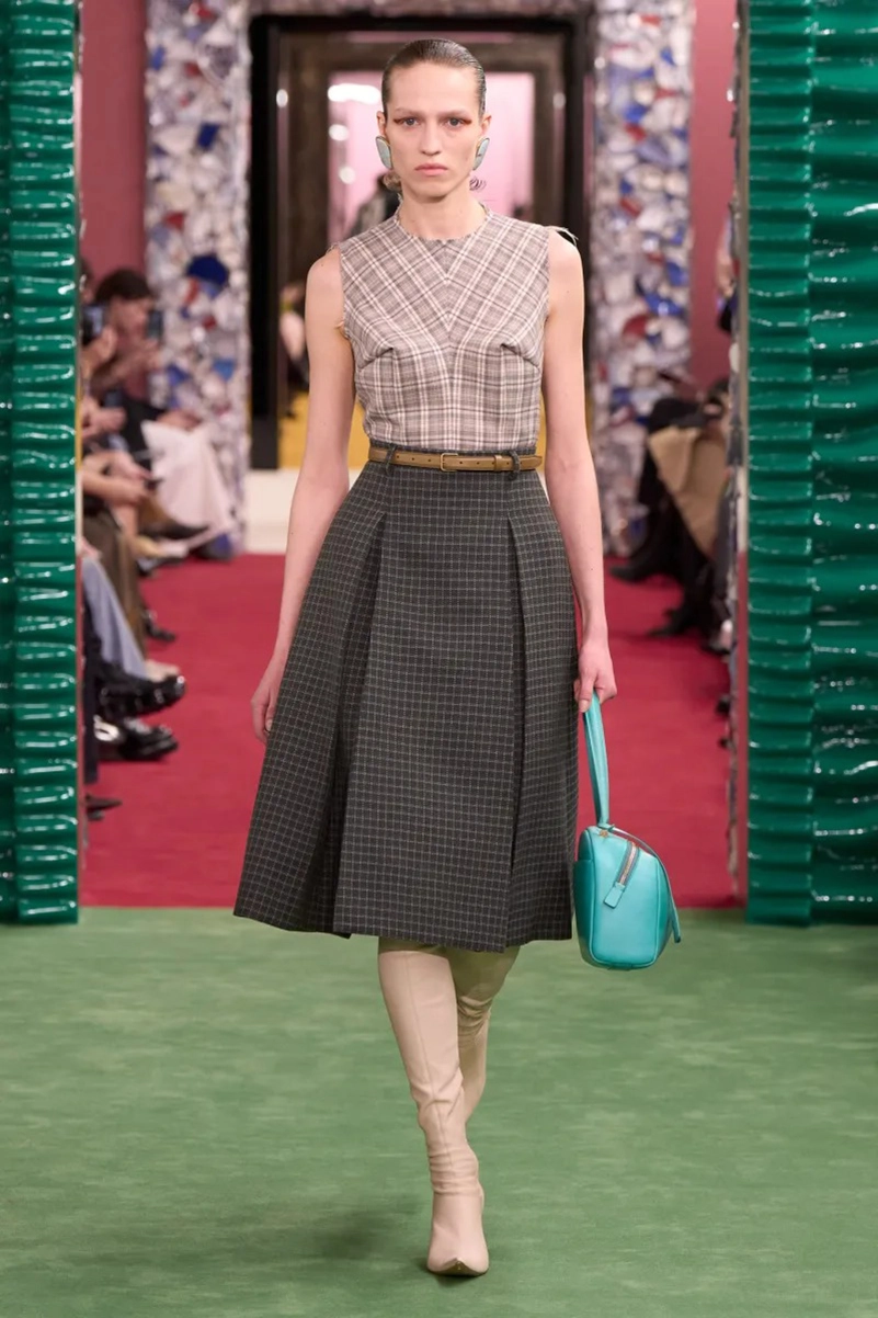 Acne Studios Fall 2026 Collection Features Tweed, Knitwear and Outerwear