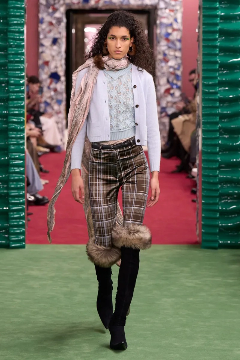 Acne Studios Fall 2026 Collection Features Tweed, Knitwear and Outerwear
