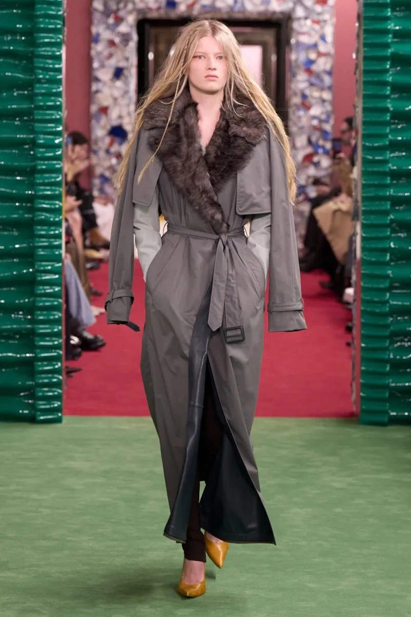 Acne Studios Fall 2026 Collection Features Tweed, Knitwear and Outerwear