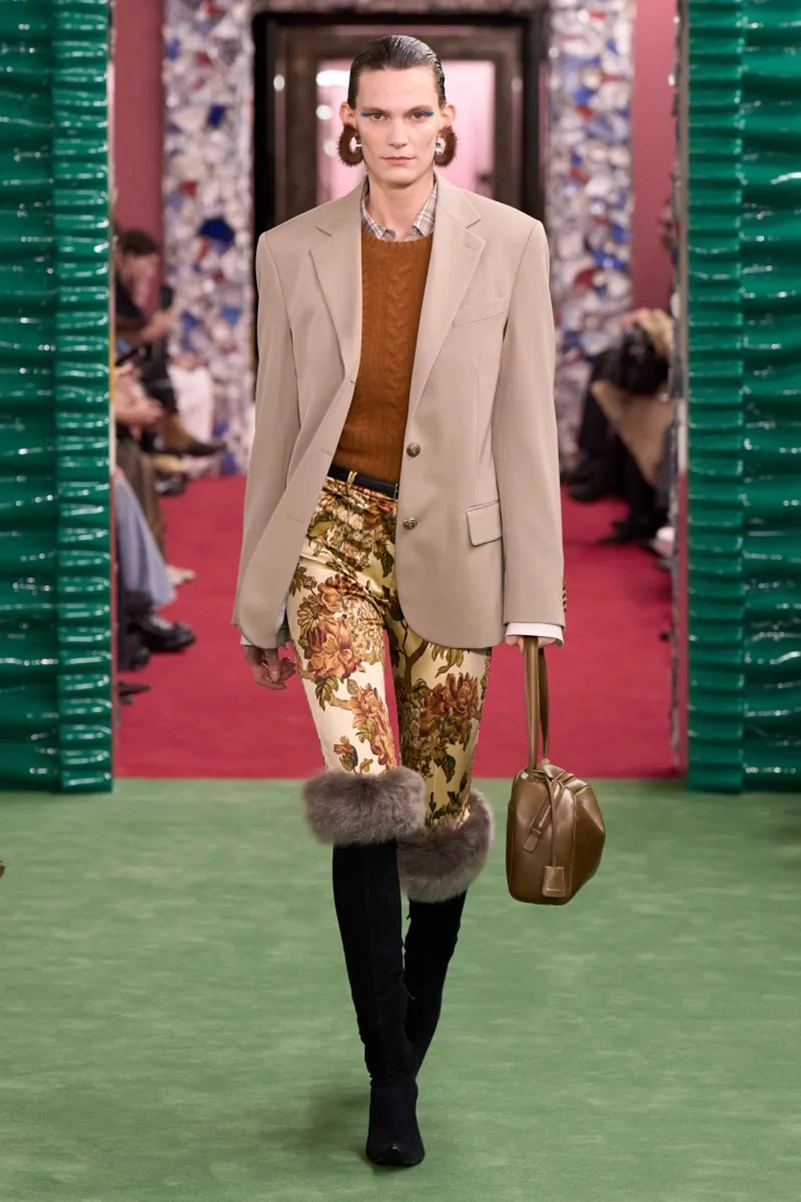 Acne Studios Fall 2026 Collection Features Tweed, Knitwear and Outerwear