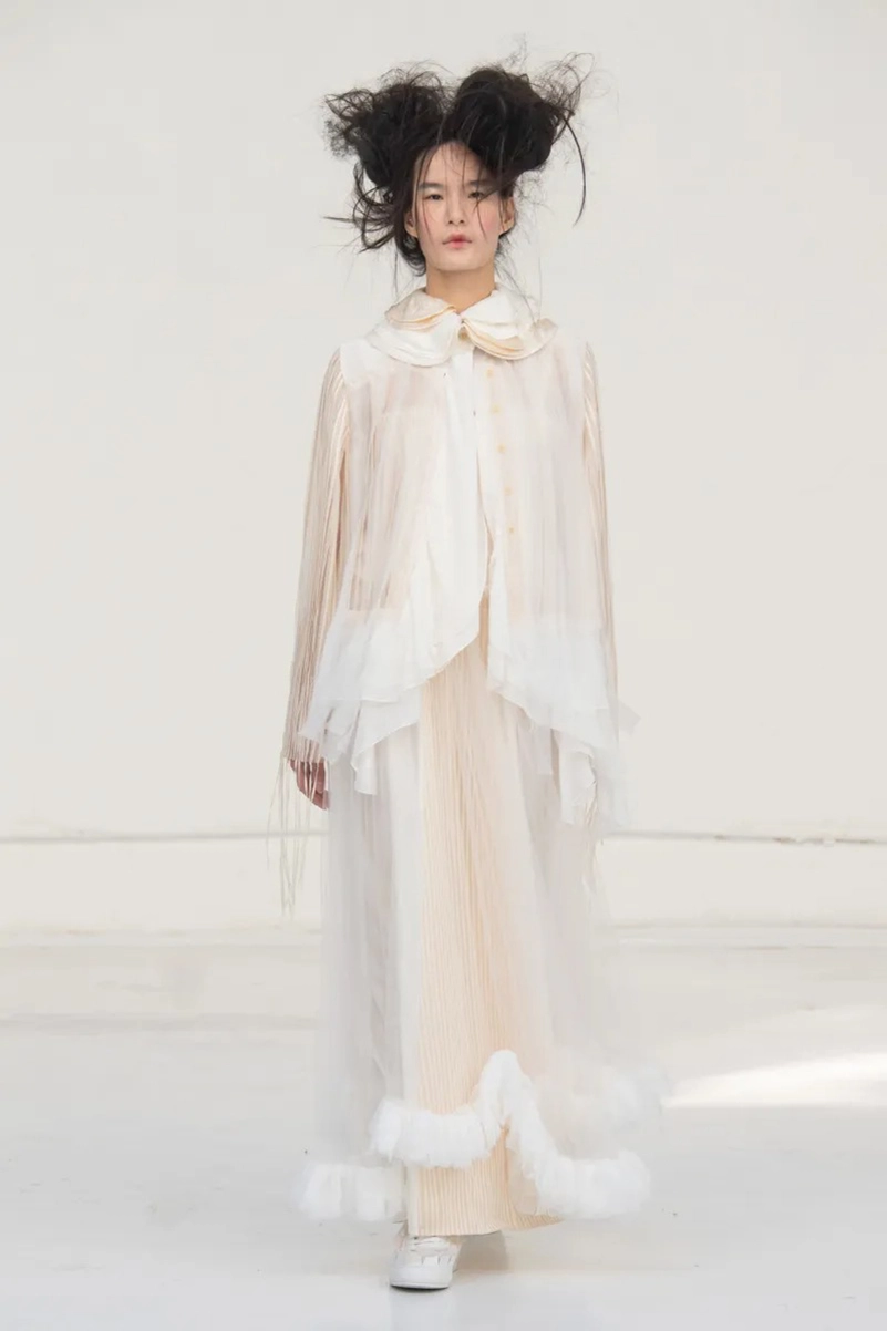 Caroline Hu Fall 2026 Collection Focuses On Dreamy Fabric And Dresses