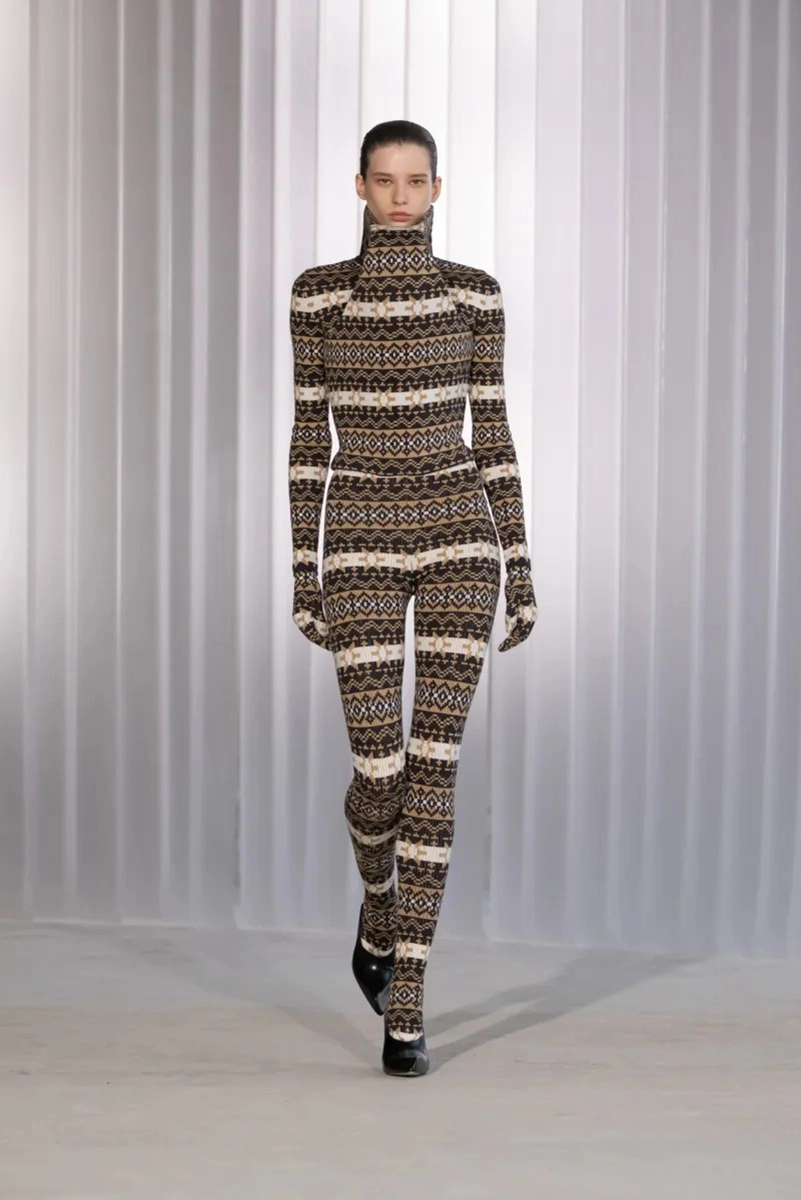 Jean Paul Gaultier Fall 2026 Centers Structure, Shape, and Gender Fluid Design