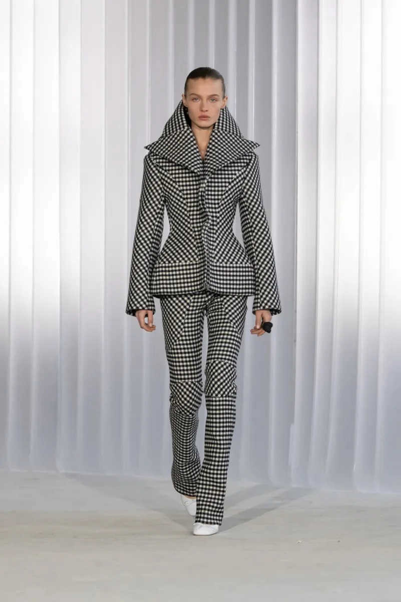 Jean Paul Gaultier Fall 2026 Centers Structure, Shape, and Gender Fluid Design