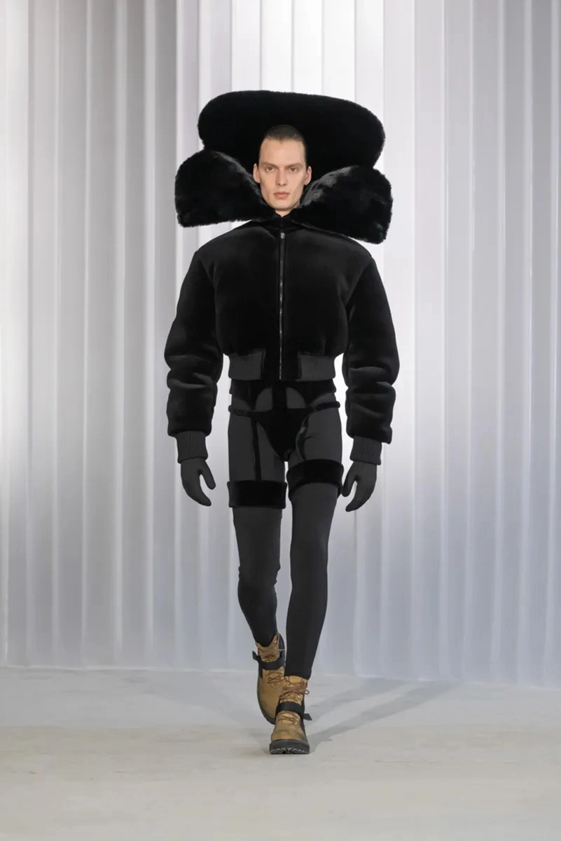 Jean Paul Gaultier Fall 2026 Centers Structure, Shape, and Gender Fluid Design