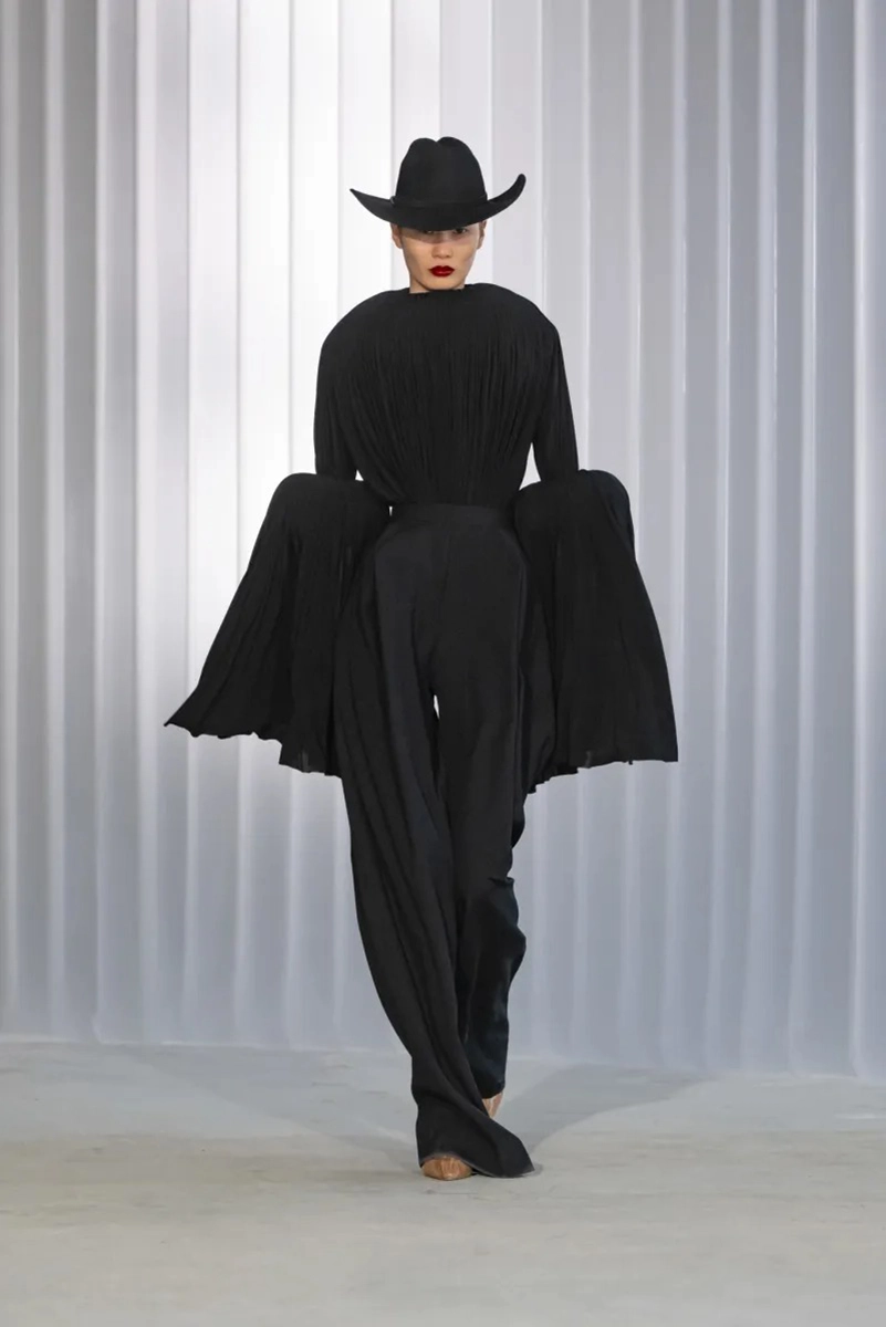 Jean Paul Gaultier Fall 2026 Centers Structure, Shape, and Gender Fluid Design