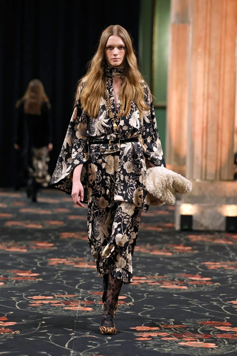 Johanna Ortiz Fall 2026 Collection, Embroidered Dresses, Gaucho Trousers, and Shearling Layers