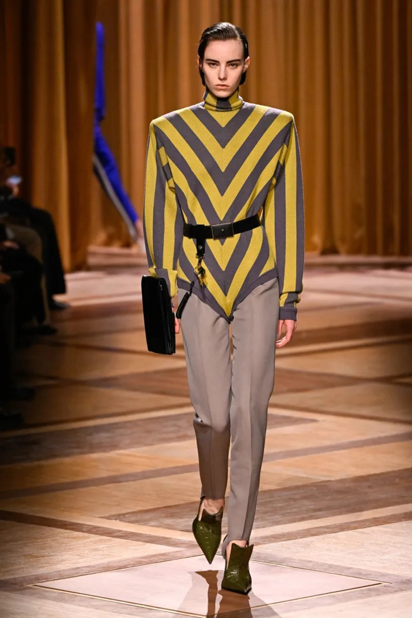Mugler Fall 2026 Shapes Power Dressing Through Leather, Lamé, And Sharp Tailoring