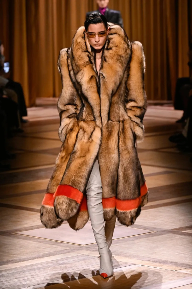 Mugler Fall 2026 Shapes Power Dressing Through Leather, Lamé, And Sharp Tailoring