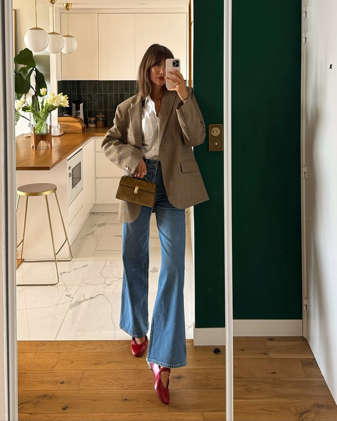 Flared Denim Outfit Ideas