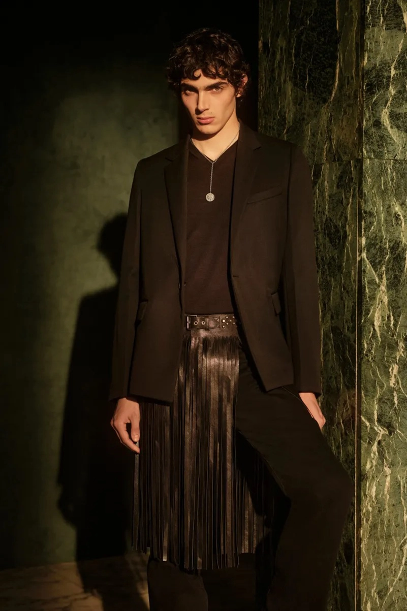 Fendi Cruise 2027 Collection Centers Parchment, Tailoring, And The Baguette Fendi Cruise 2027 Collection Centers Parchment, Tailoring, And The Baguette