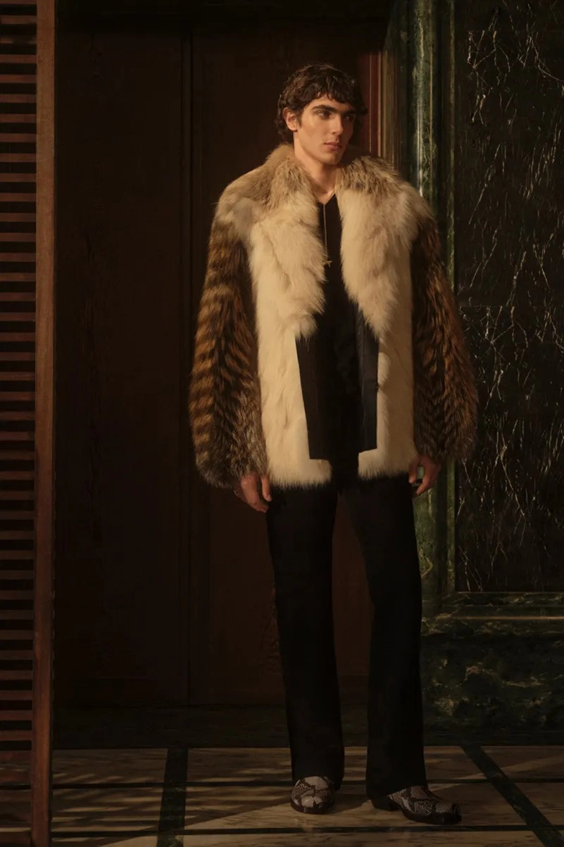 Fendi Cruise 2027 Collection Centers Parchment, Tailoring, And The Baguette Fendi Cruise 2027 Collection Centers Parchment, Tailoring, And The Baguette