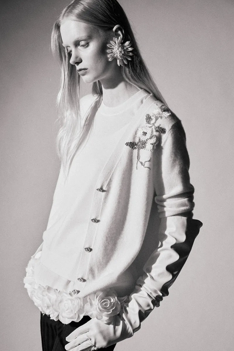 Huishan Zhang Resort 2027 Highlights Rose Embroidery And Crepe Jersey