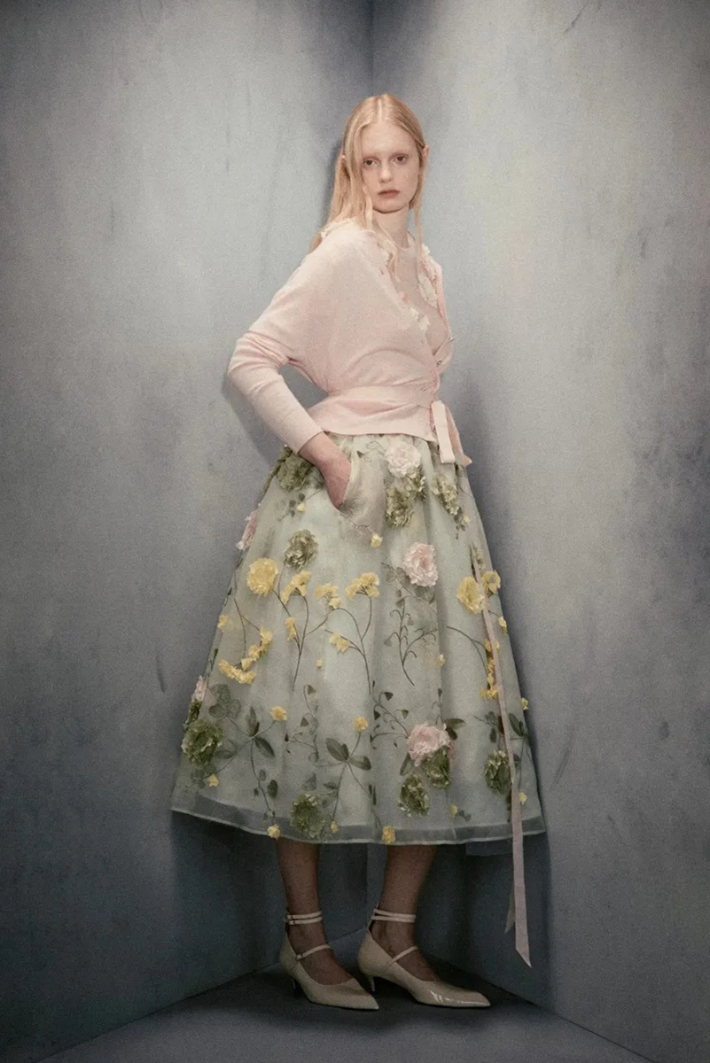 Huishan Zhang Resort 2027 Highlights Rose Embroidery And Crepe Jersey