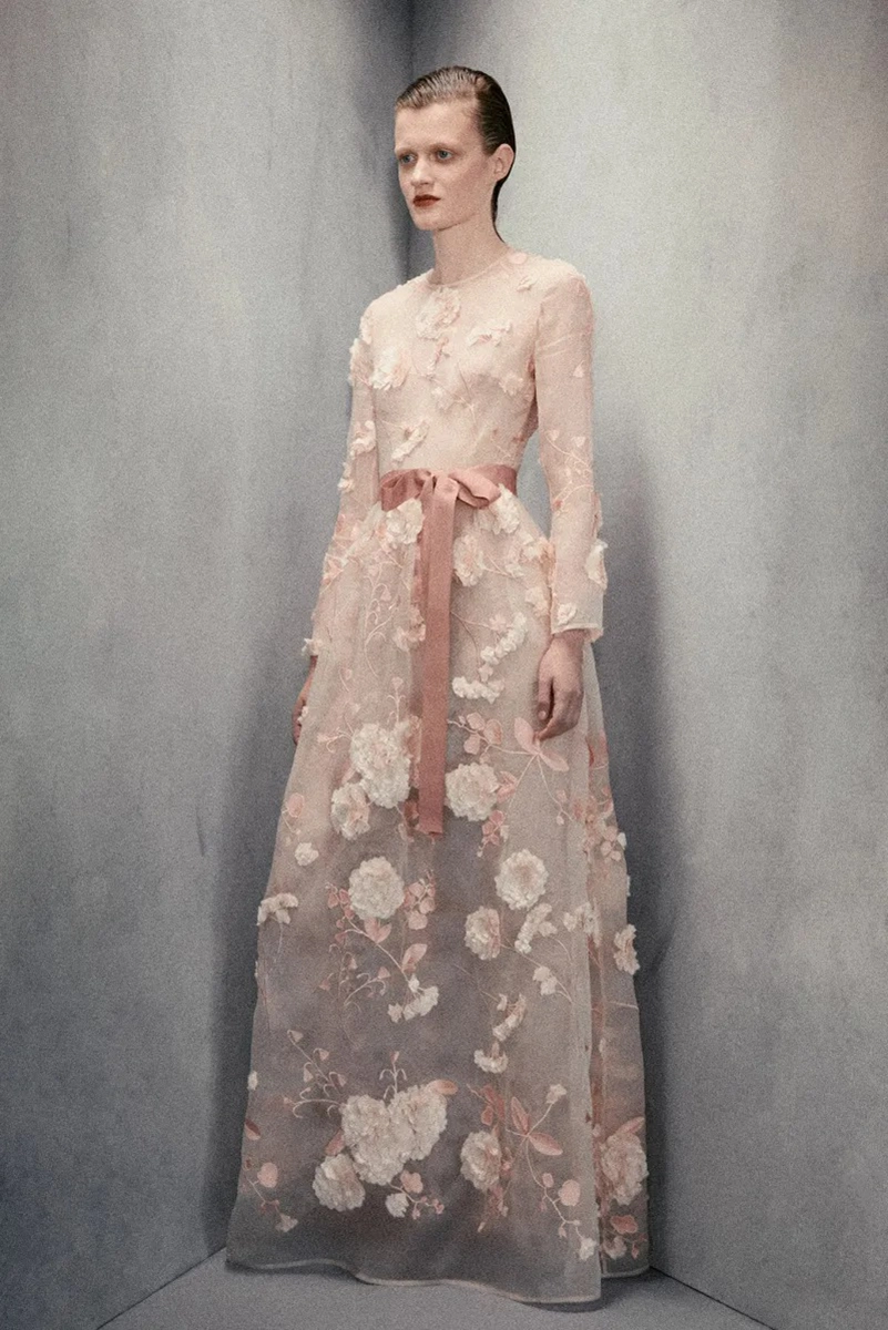 Huishan Zhang Resort 2027 Highlights Rose Embroidery And Crepe Jersey