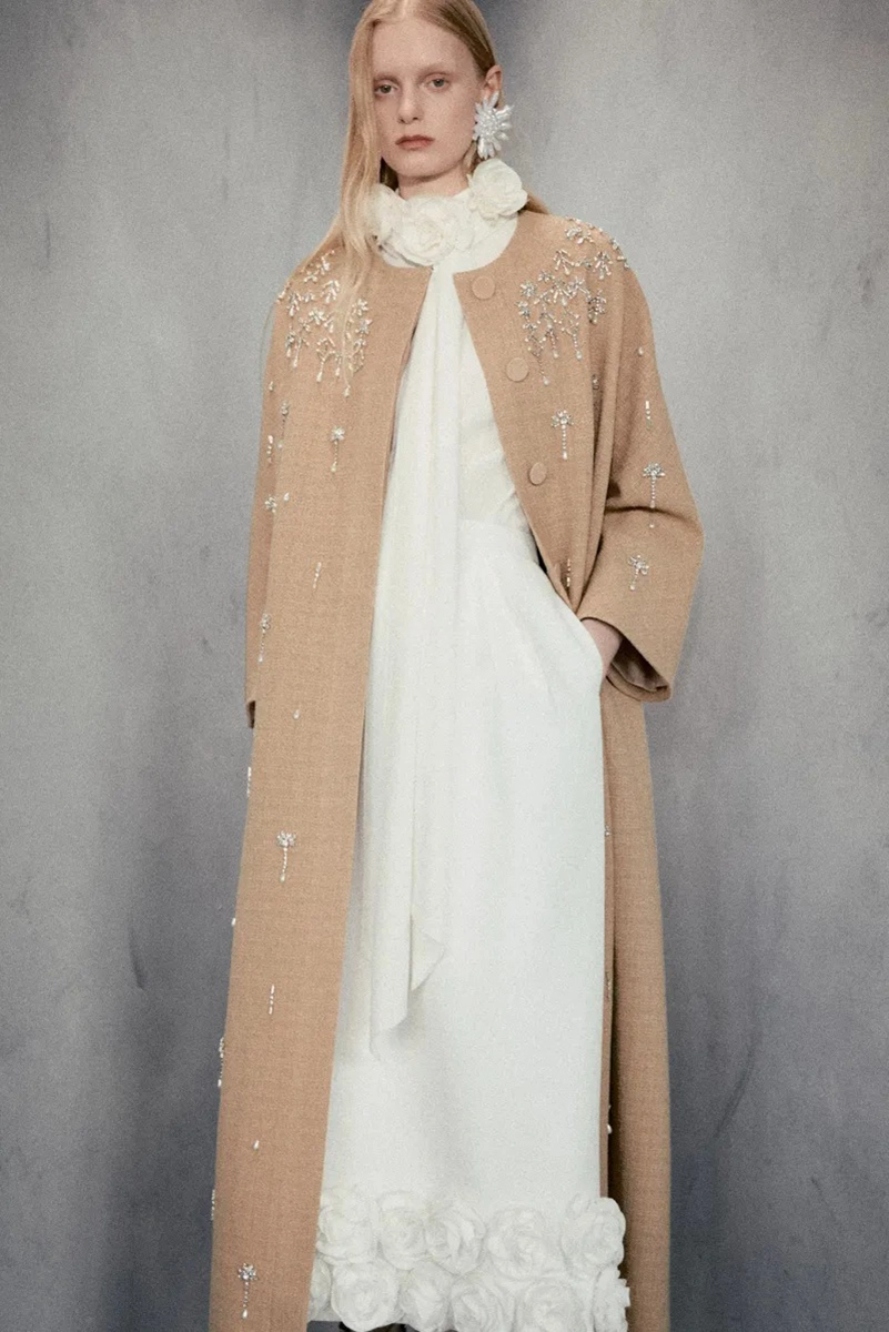 Huishan Zhang Resort 2027 Highlights Rose Embroidery And Crepe Jersey