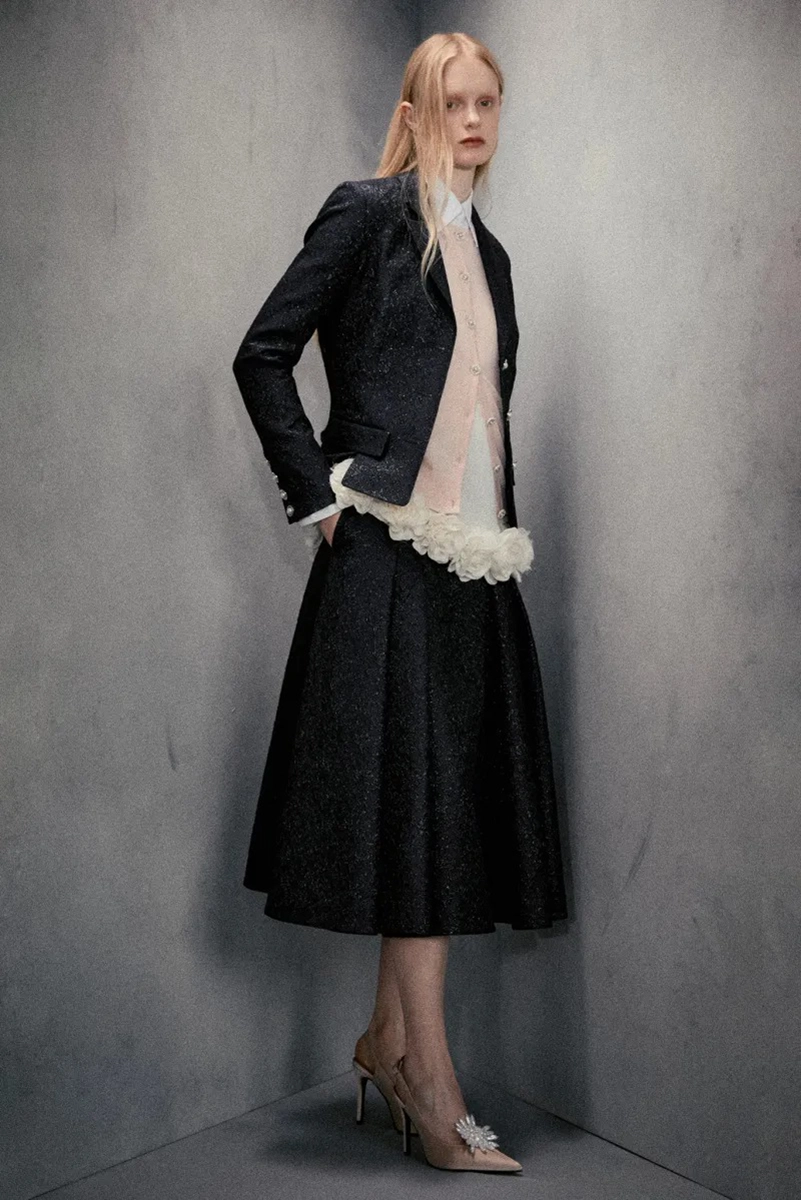 Huishan Zhang Resort 2027 Highlights Rose Embroidery And Crepe Jersey