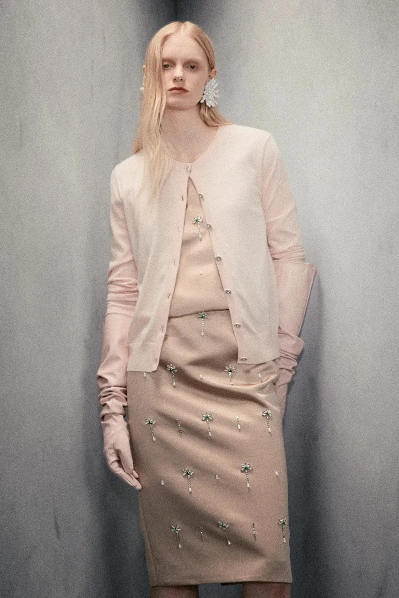 Huishan Zhang Resort 2027 Highlights Rose Embroidery And Crepe Jersey