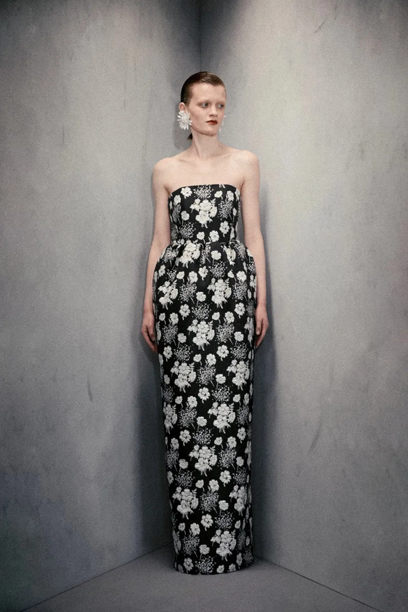 Huishan Zhang Resort 2027 Highlights Rose Embroidery And Crepe Jersey