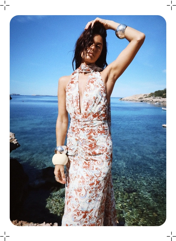 designer spotlight - De La Vali