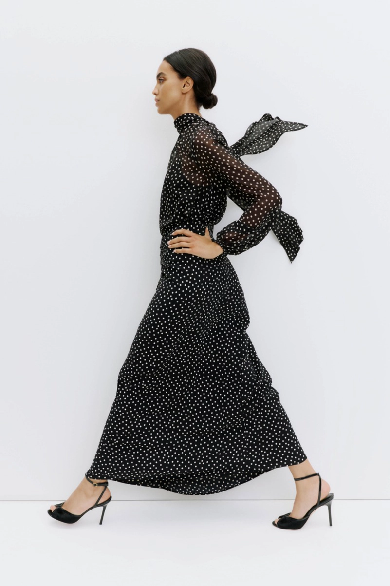 Veronica Beard Resort 2027 Makes Transitional Dressing Feel Sharper