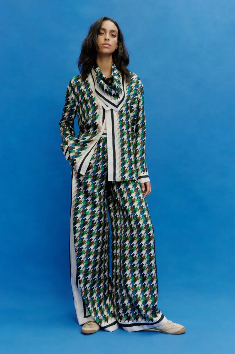 Veronica Beard Resort 2027 Makes Transitional Dressing Feel Sharper