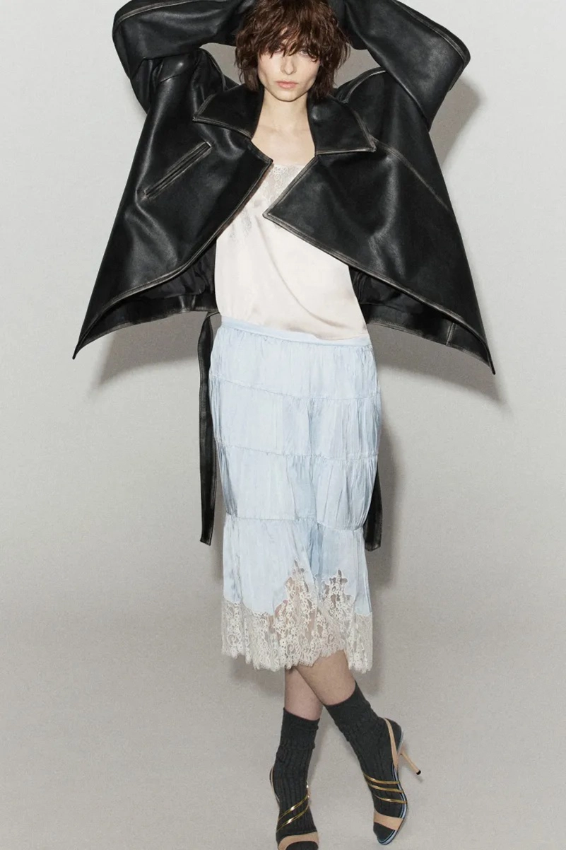 No. 21 Resort 2027 Makes Girly Dressing Feel Cooler And Less Precious