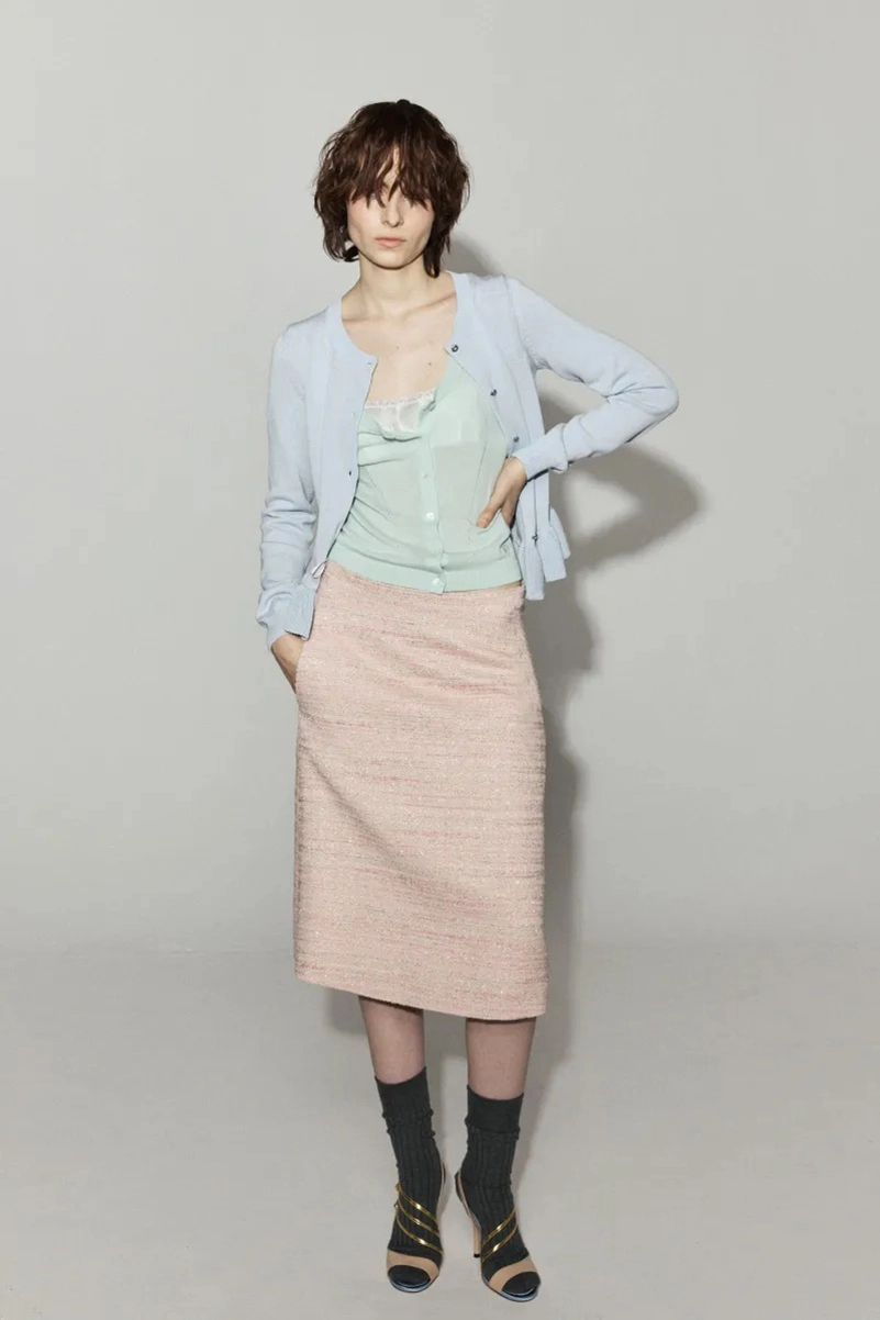 No. 21 Resort 2027 Makes Girly Dressing Feel Cooler And Less Precious